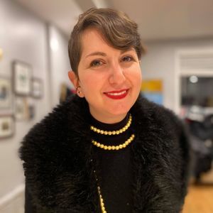 Meet your Posher, Chloe